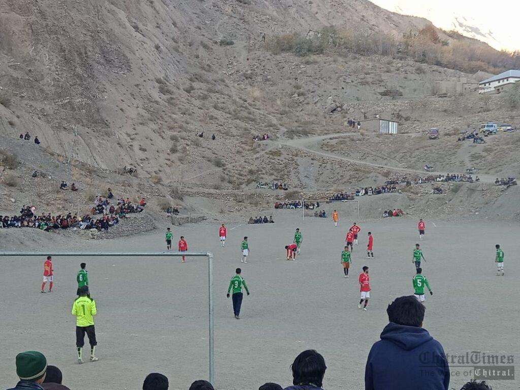 Chitral Times - The voice of Chitral | موڑکھو دیر گراونڈ میں جاری فٹ بال اور کرکٹ ٹور نامنٹ اختتام پزیر chitraltime mulkhow pashaldori tournament concludes 6