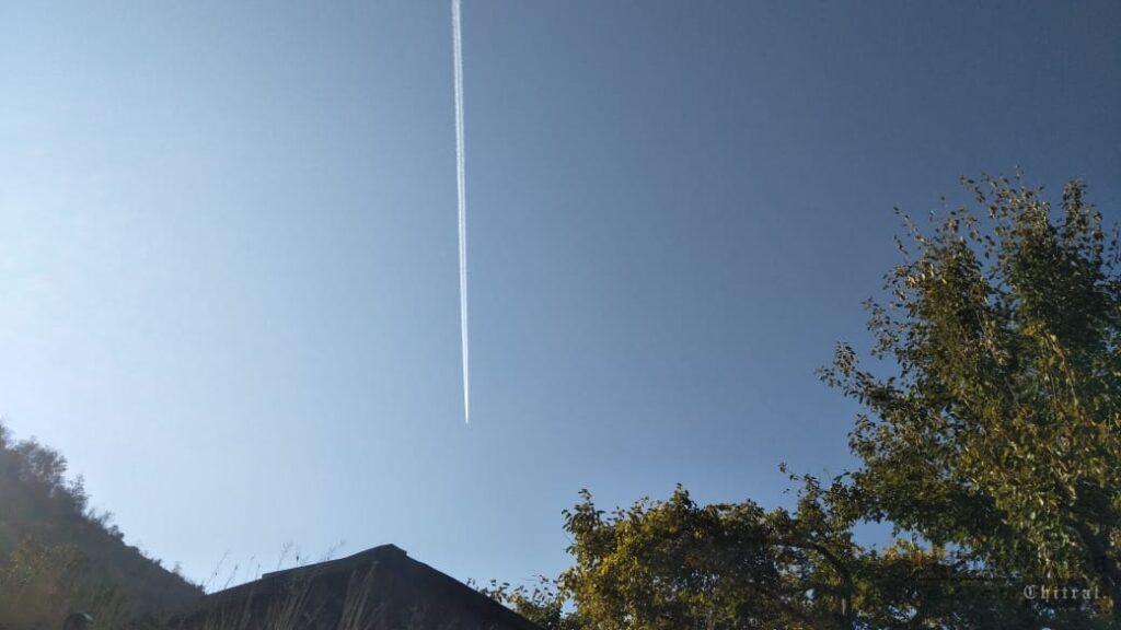 Chitral Times - The voice of Chitral | چترال کے فضاؤں میں بین الاقوامی پروازوں کی بھرمار، ائیرپالوشن میں بھی اضافہ chitraltimes flights over chitral space 18