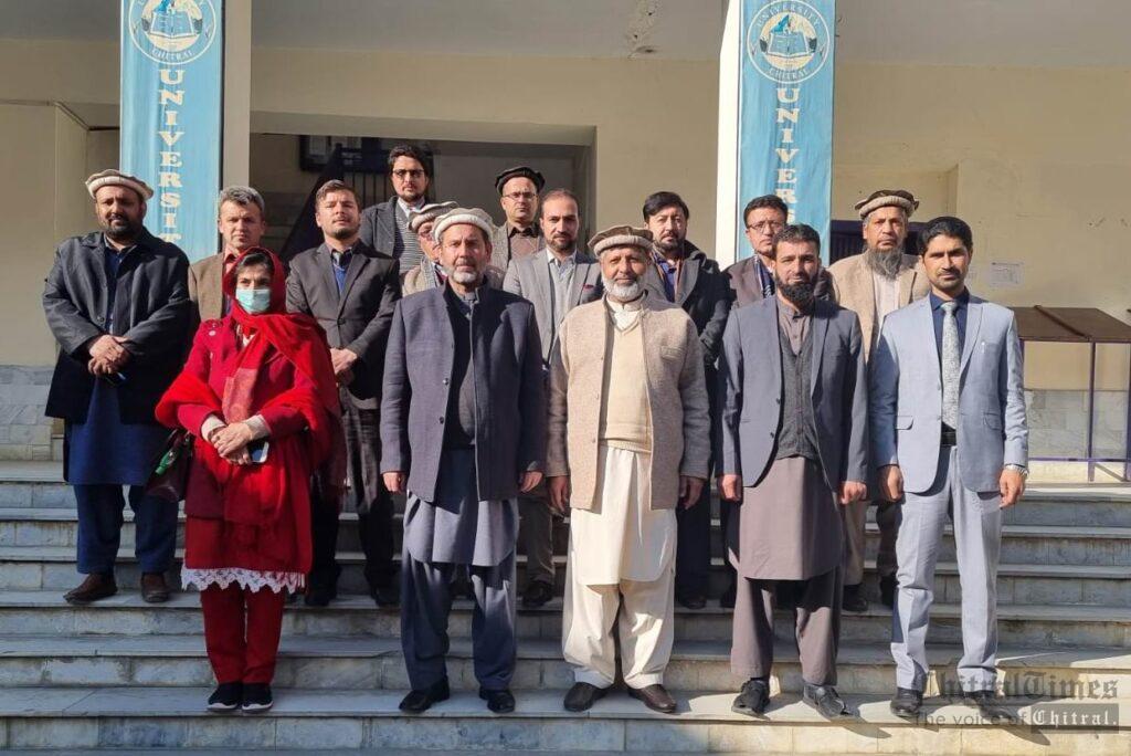 Chitral Times - The voice of Chitral | جامعہ چترال کی اکیڈیمک کونسل کاپہلااجلاس، ڈگری ڈیزائن کی منظوری ودیگراہم فیصلےکئے گئے chitraltimes university of chitral academic council first meeting