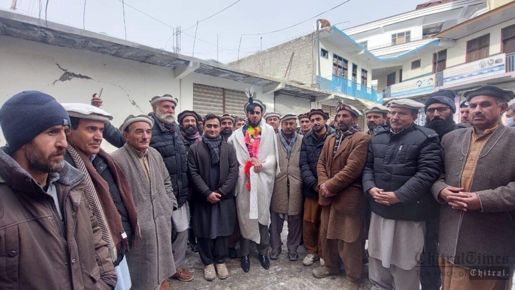 Chitral Times - The voice of Chitral | ڈپٹی کمشنر اپر چترال محمد علی کیلئے اپر چترال کے عوام کی طرف سے الوداعی پارٹی chitraltimes dc upper chitral farewell party