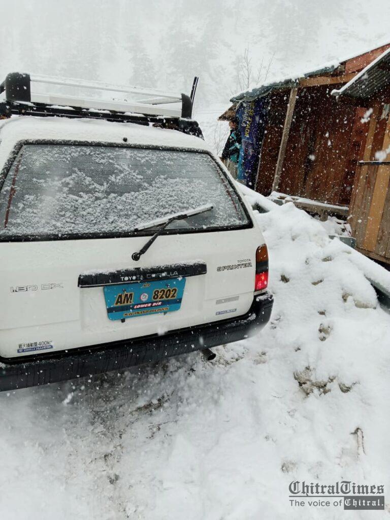 chitraltimes snow fall lowari approach road ashirate3