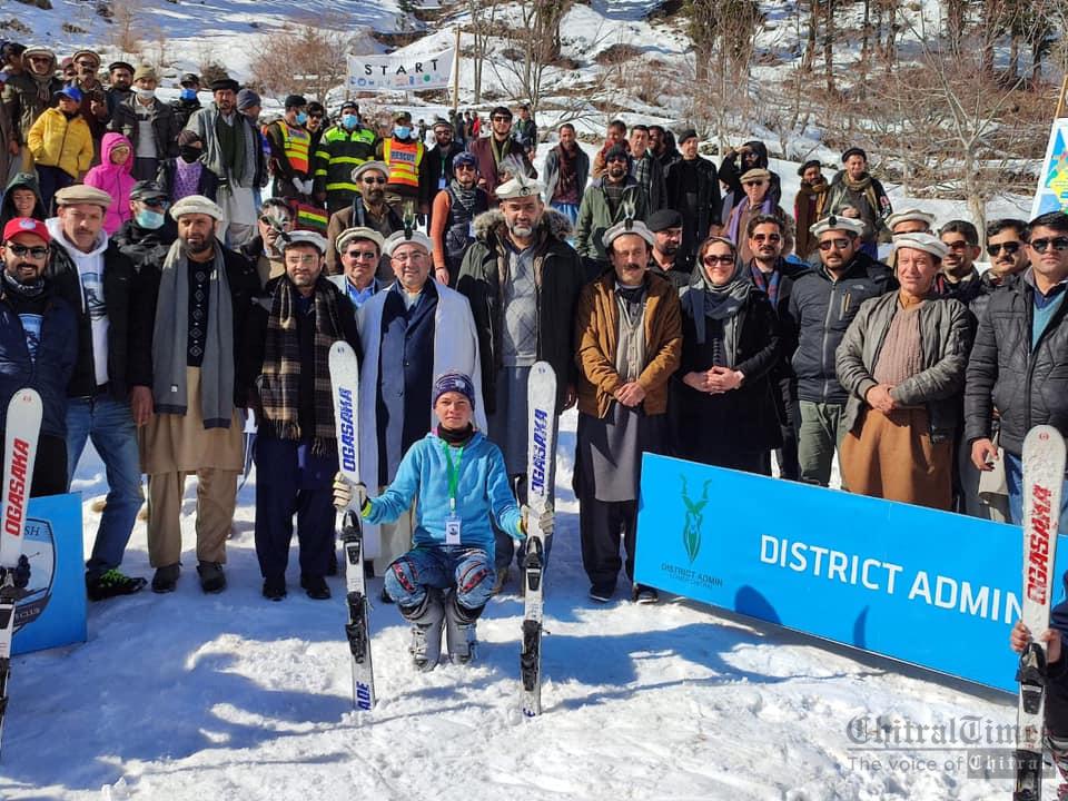 chitraltimes commissioner malakand division Zaheerul islam inaugurated the madaklasht snow festival1