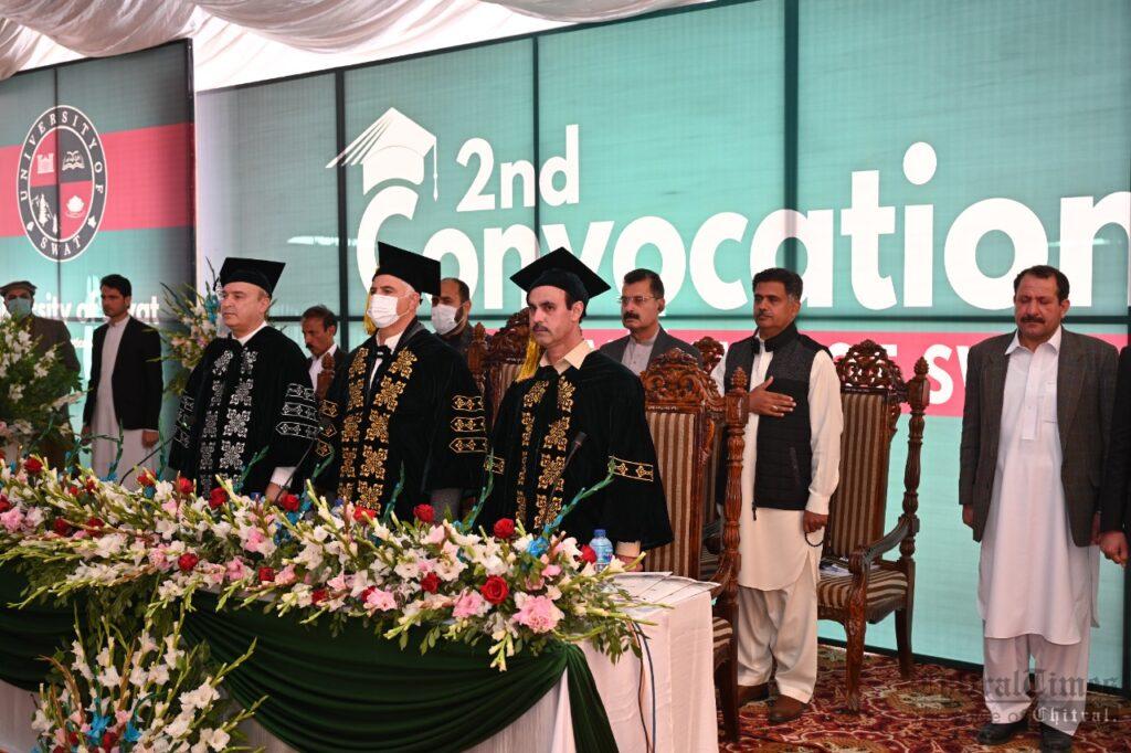 Chitral Times - The voice of Chitral | سوات یونیورسٹی کانوکیشن - تحریر : زار ولی زاہد chitraltimes swat university convocation cm chief guest5