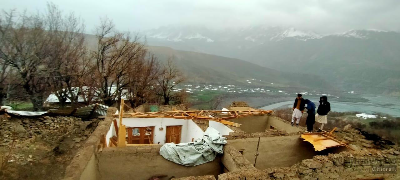 chitraltimes kosht house damaged in strong wind upper chitral