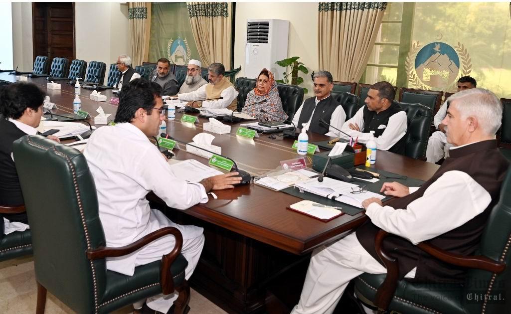 chitraltimes cm kp chaired 1st BoG meeting of center of excellence 2