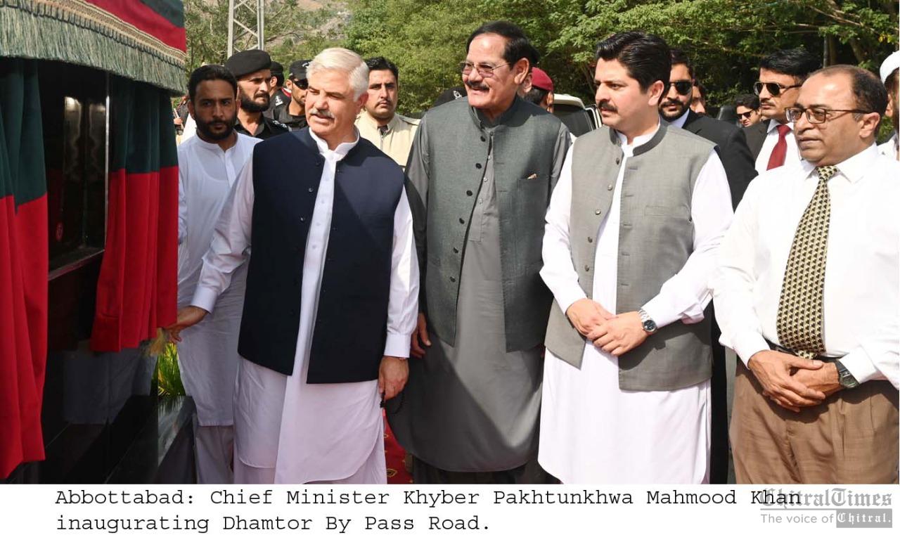 chitraltimes cm mahmood inagurating abbottabad bypass road