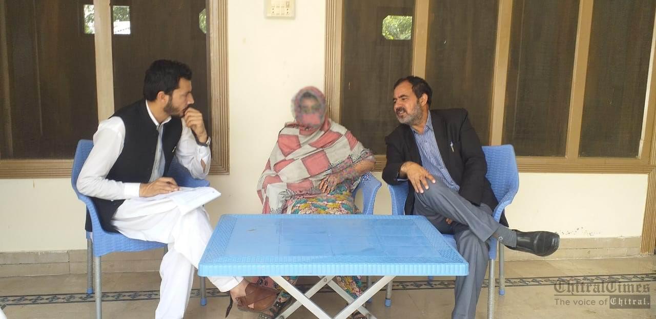 chitraltimes advocate niaz a niazi met needy women zargrandeh