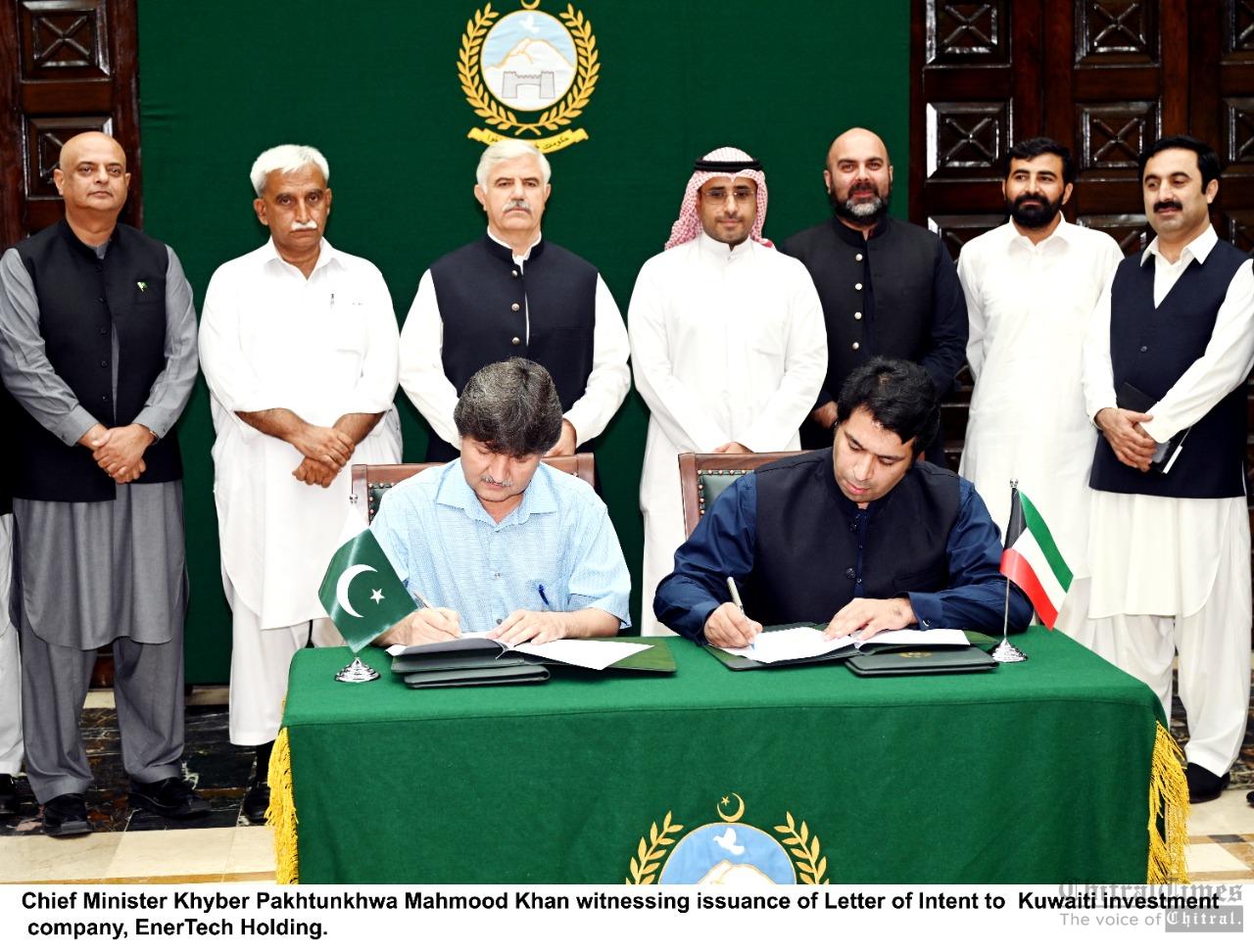 chitraltimes cm kpk mahmood witnesing issuance of leter of intent to kuwaiti company