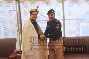 chitraltimes deputy comdt elite force asif iqbal psp visits chitral11