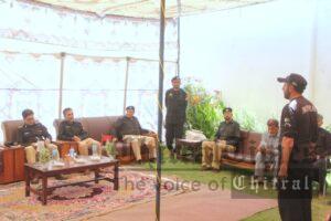 chitraltimes deputy comdt elite force asif iqbal psp visits chitral4