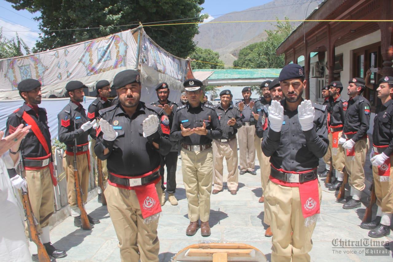 chitraltimes deputy comdt elite force asif iqbal psp visits chitral5
