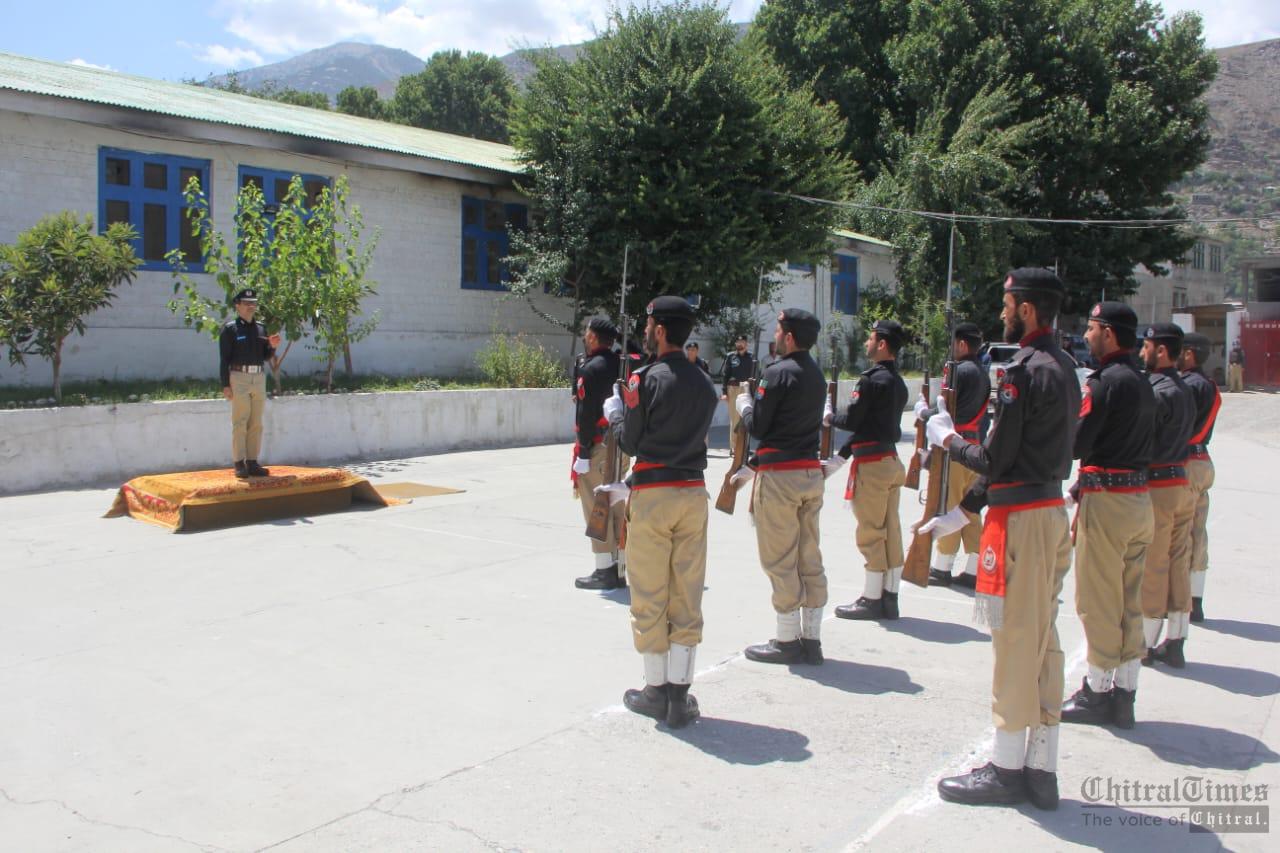 chitraltimes deputy comdt elite force asif iqbal psp visits chitral9