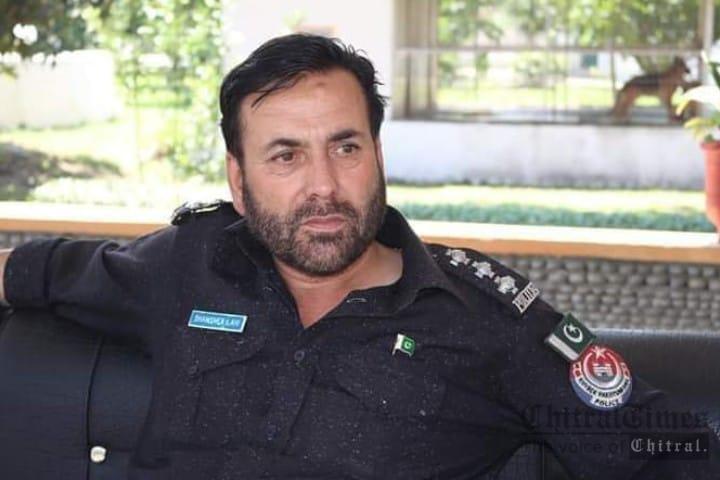chitraltimes inspector shamsher late broze chitral police