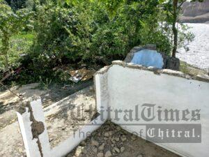 chitraltimes Barenis river irosion and flood hit agriculture land and houses7