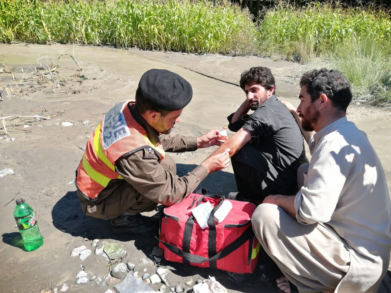 chitraltimes rescue1122 rescue operation shishikoh chitral lower2