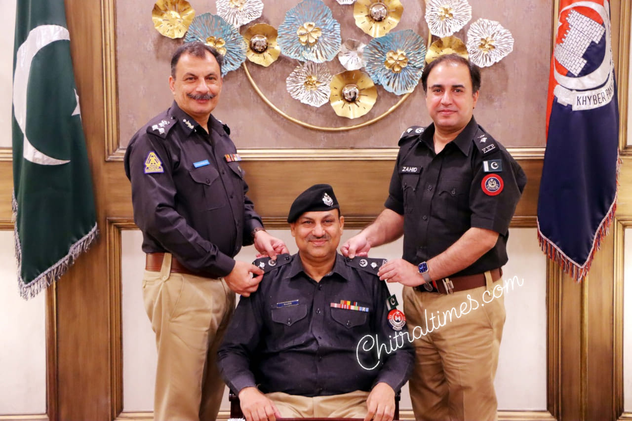 chitraltimes sp nazir khan dpo upper chitral promoted