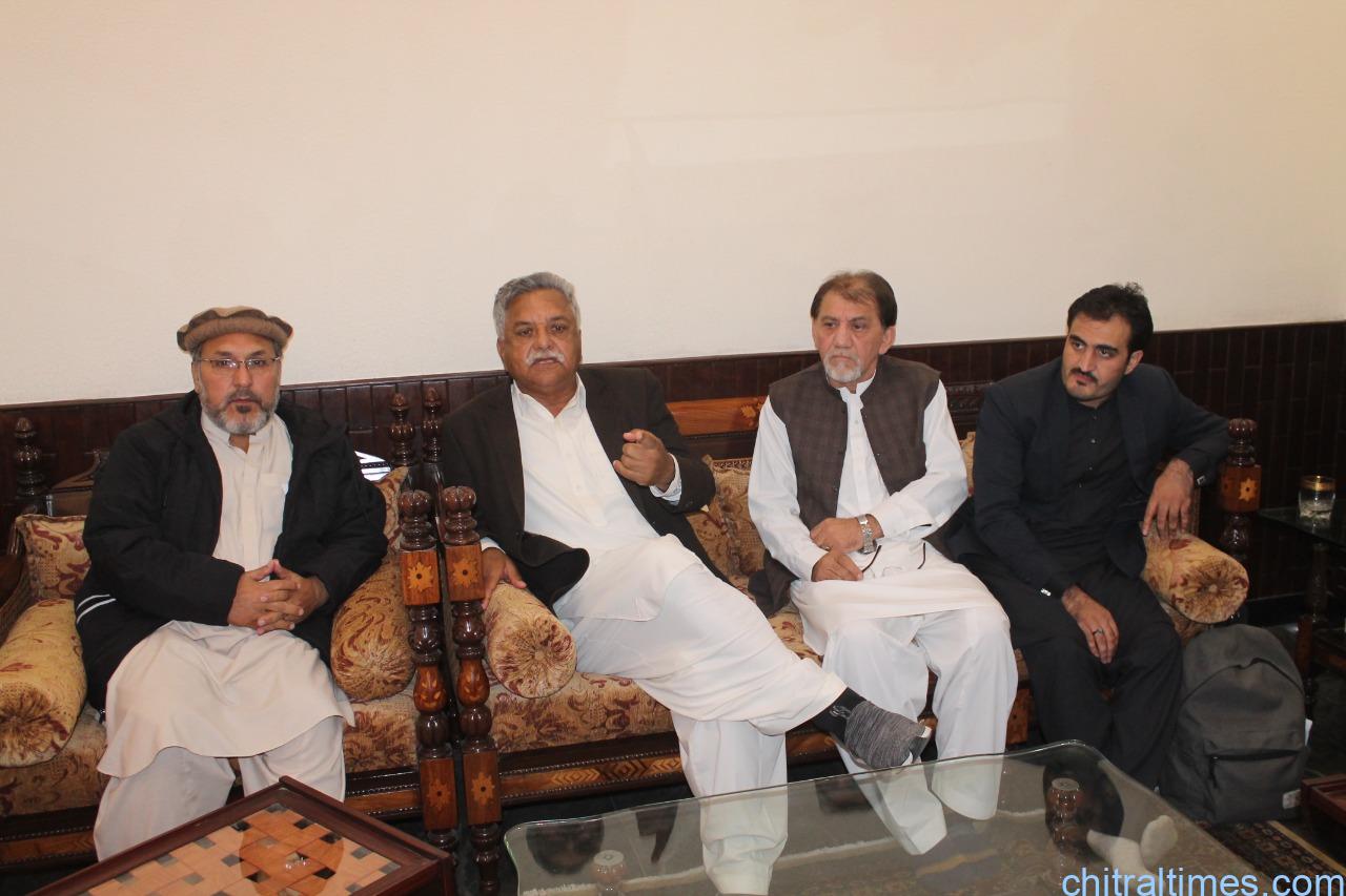 chitraltimes Chitral journalist forum Peshawar members met ppp kp president2
