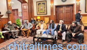 chitraltimes chitrali delegation met governor kp haji ghulam ali led by bb jan2