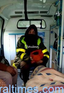 chitraltimes delivery case in rescue 1122 ambulance chitral2