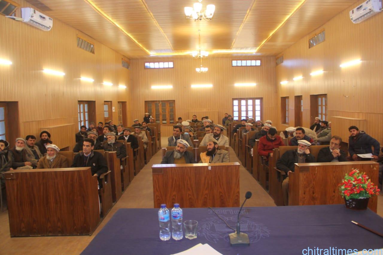 chitraltimes rpo malakand sajjad khan addresing chitral town hall2