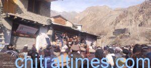 chitraltimes warijun mulkhow protest for electricity upper chitral4