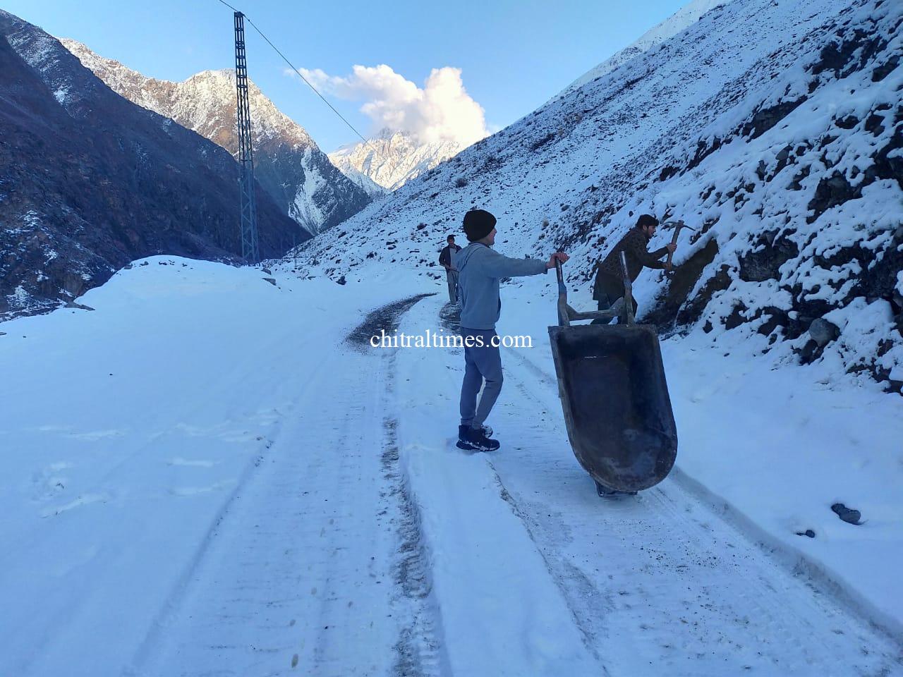 chitraltimes chitral garamchashma gobor road snow 3