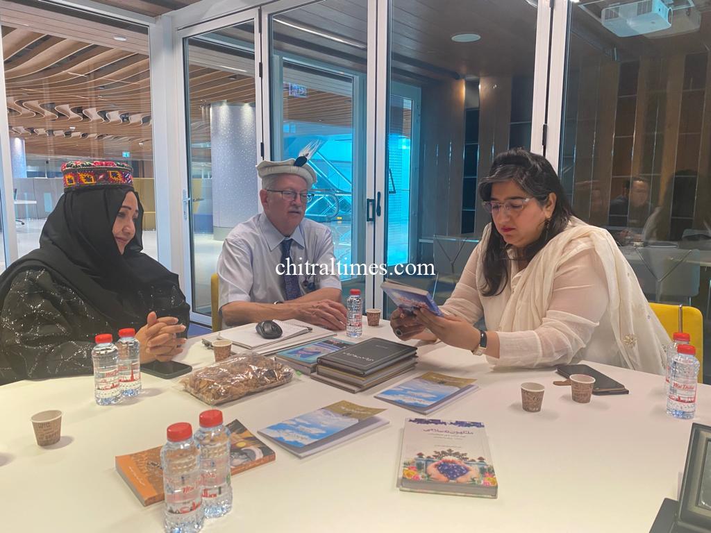 chitraltimes anjuman e khowar books presented to hashwani in dubai 6