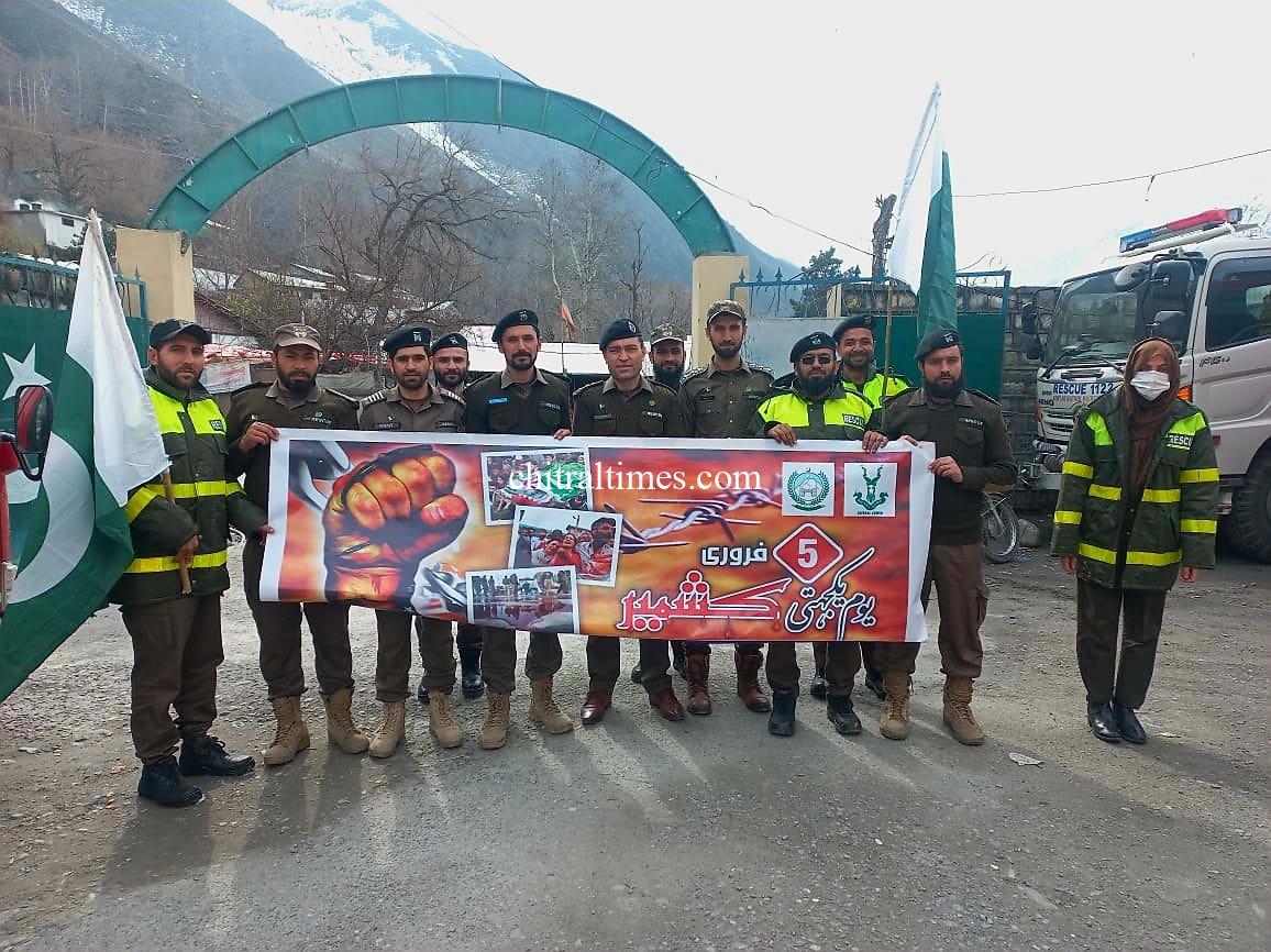 chitraltimes kashmir solidarity day observed chitral rescue 1122