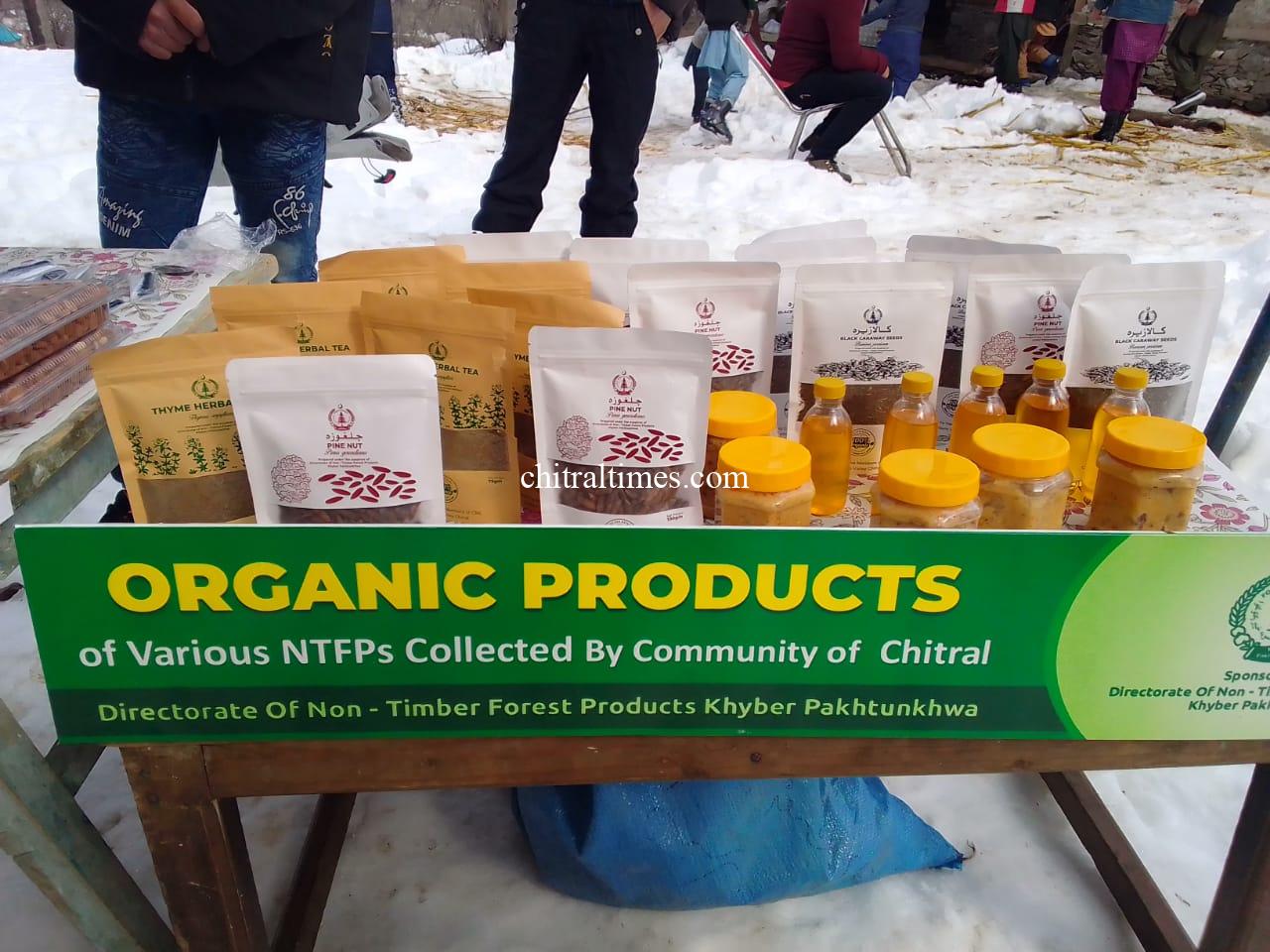 chitraltimes organic dryfrout stall kalash snow festival 4