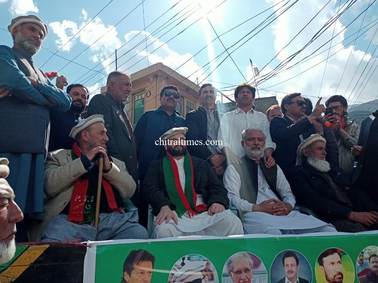 chitraltimes pti protest rally chitral mehter chitral address 6