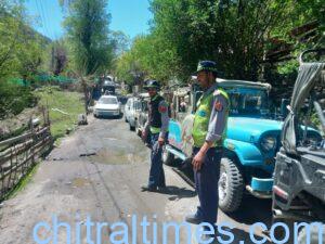 chitraltimes chitral tourisom police facilitates tourists 3