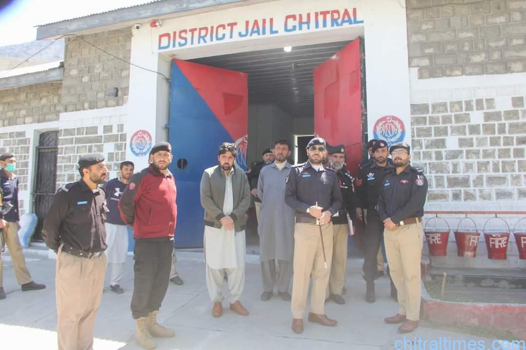 chitraltimes dpo lower chitral visit district jail chitral4