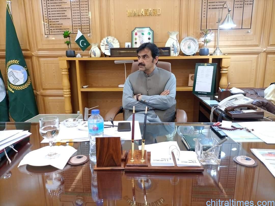 chitraltmes commissioner malakand shahid ullah khan chaired meeting on chitral roads