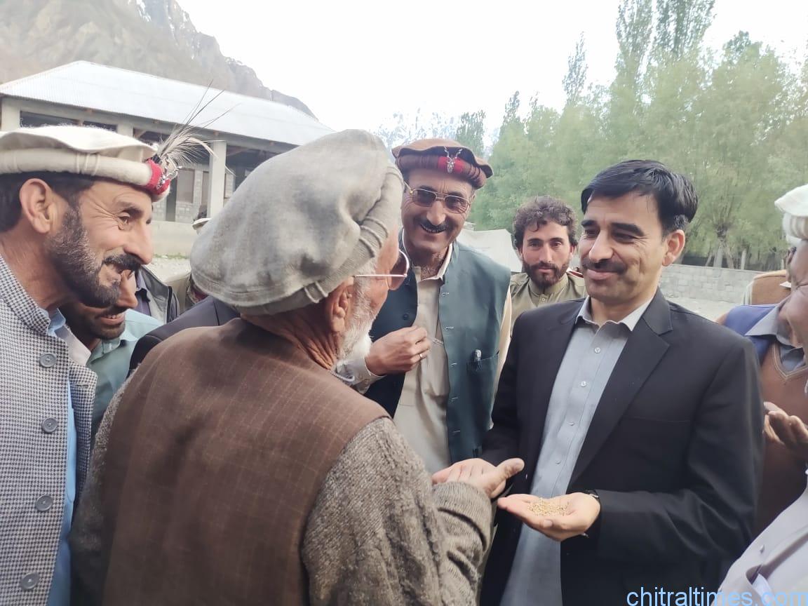 chitraltimes dc upper chitral visit shandur laspur and wheat goodown 13