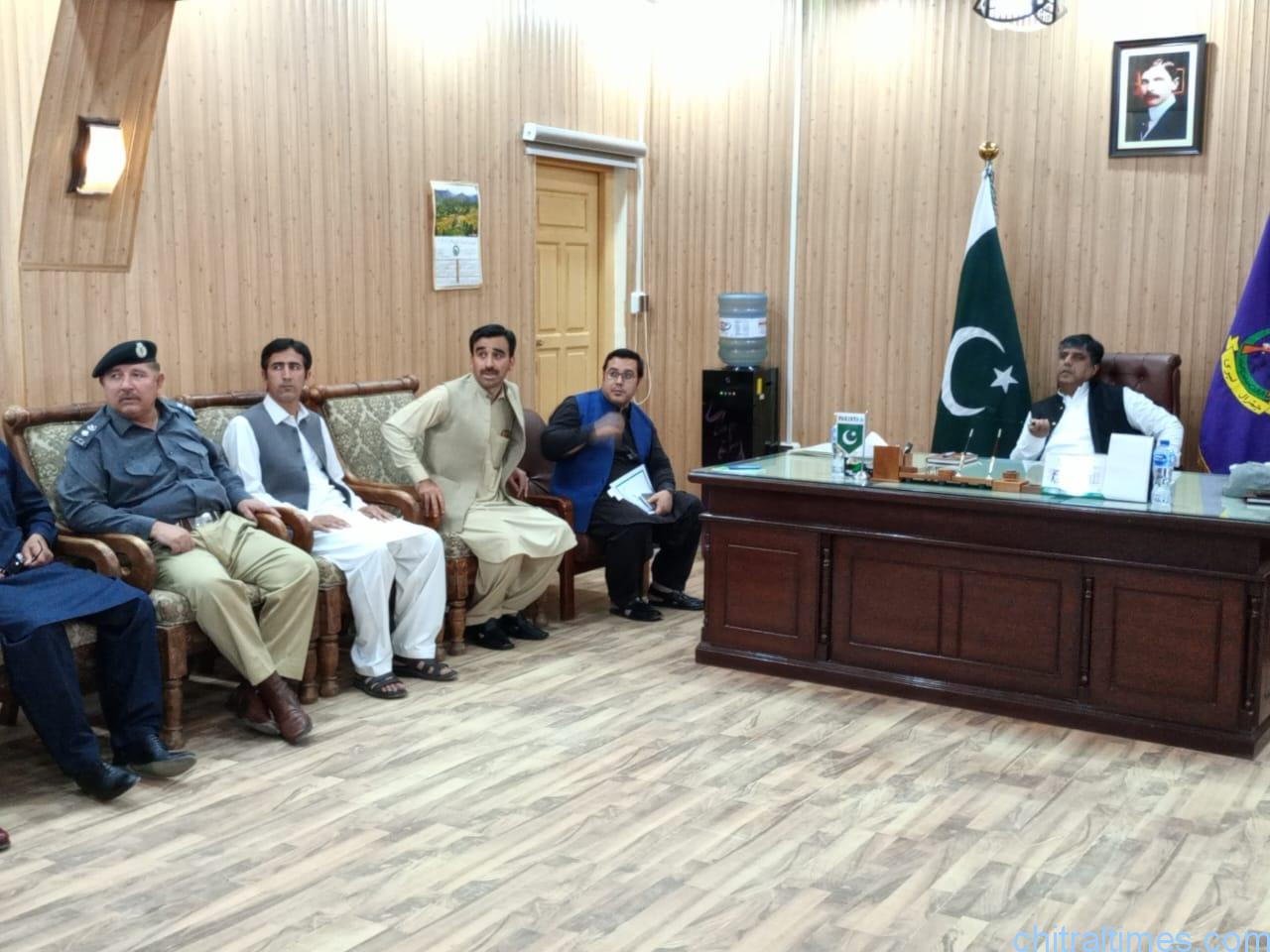chitraltimes chief secretary kp visit chitral upper dc office2