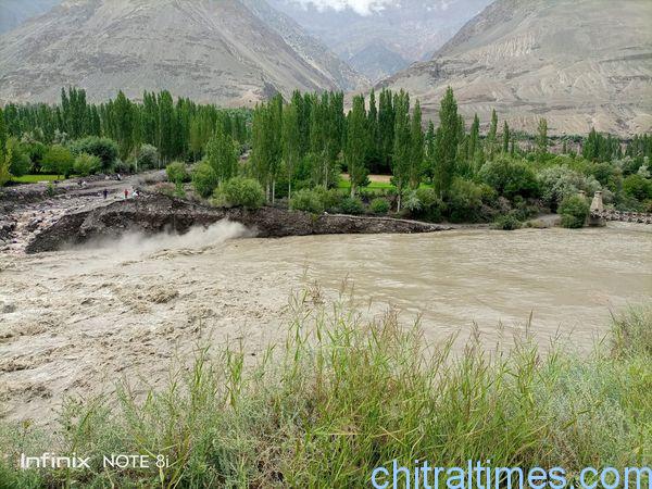 chitraltimes chitral flood and damages road block 11