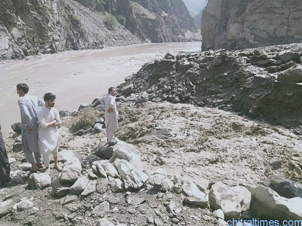 chitraltimes chitral flood and damages road block 15