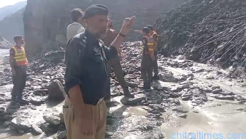 chitraltimes chitral flood and damages road block 7