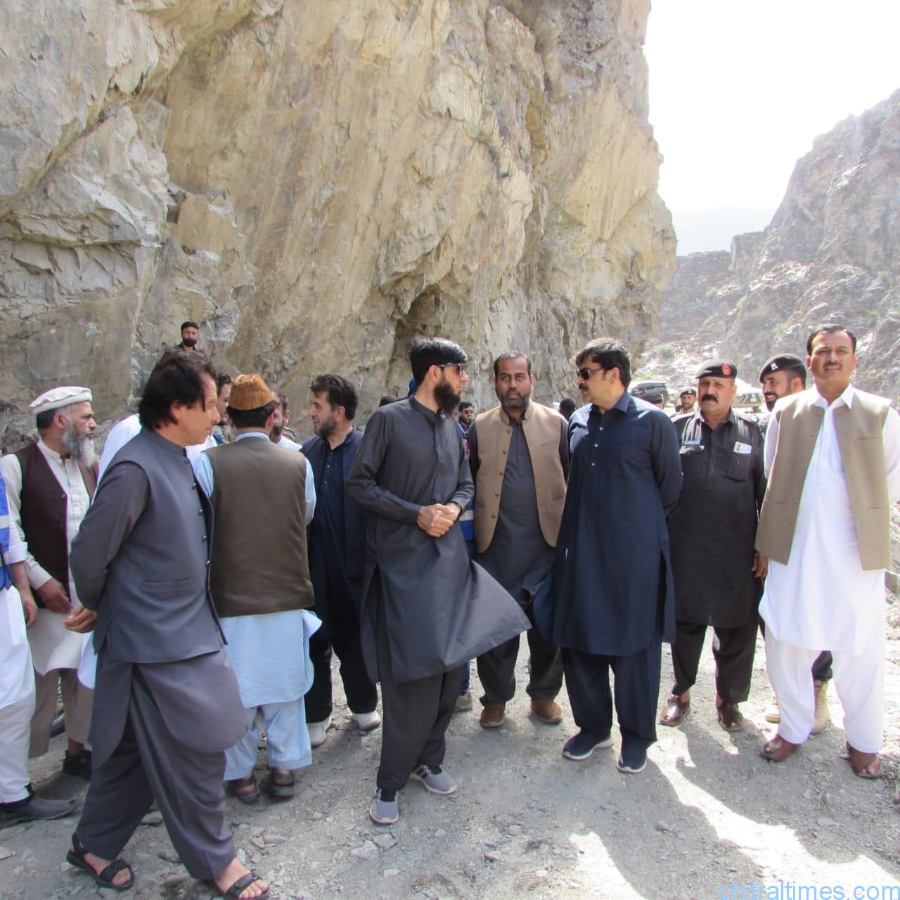 chitraltimes commissioner malakand visit flood hit area lower chitral3