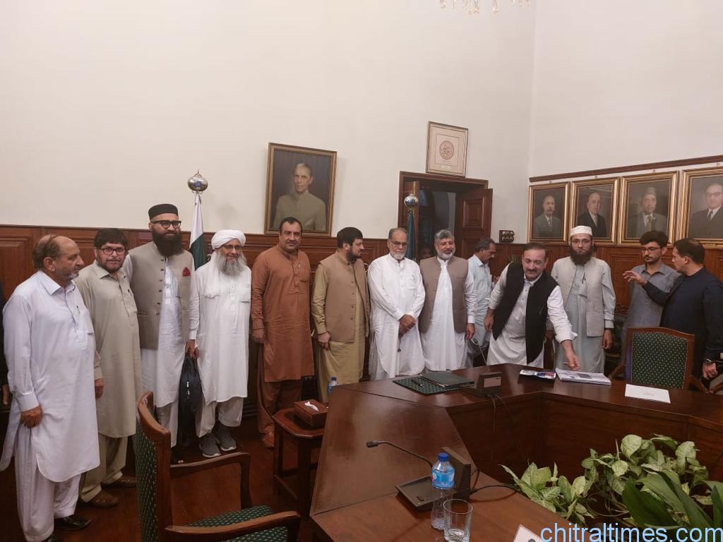 chitraltimes university of chitral delgation met governor kp 2