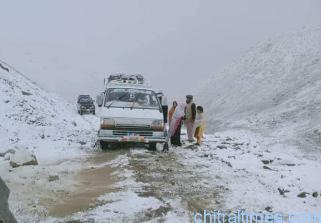 chitraltimes shandur pass road snow