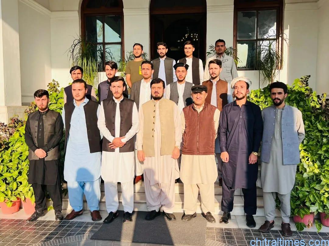 chitraltimes chitral students association delegation met governor kp2
