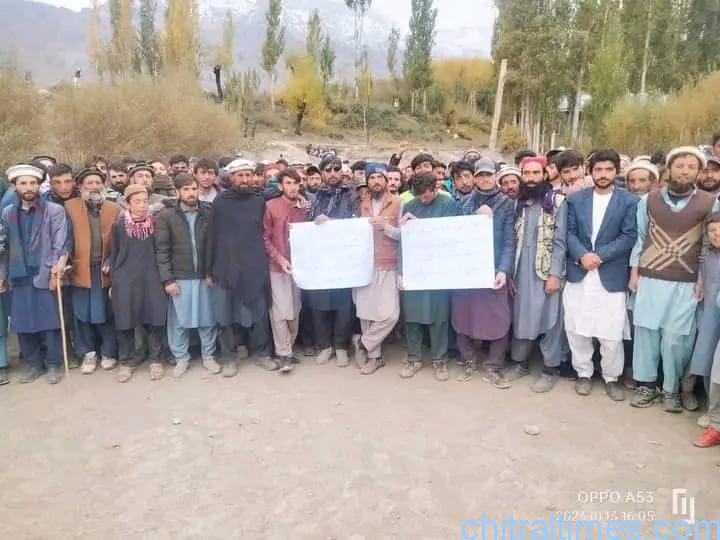 chitraltimes ovir upper chitral protest rally for plastini muslims2