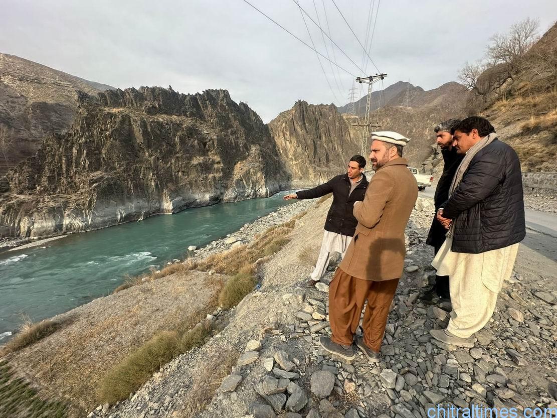 chitraltimes dc lower chitral imran khan visit chitral shandur road 5