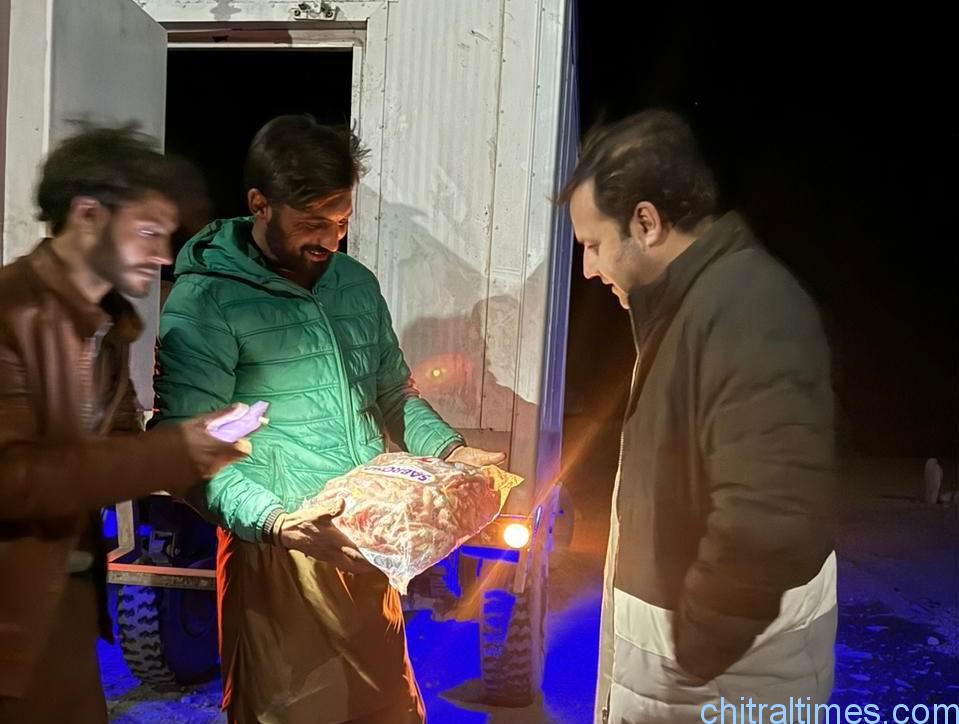 chitraltimes upper chitral administration freezed chicken 2