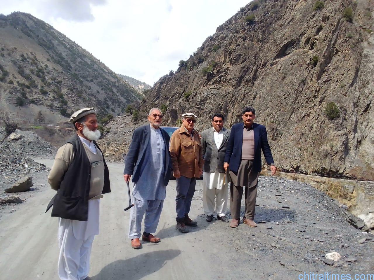 chitraltimes cdm members visit kalash valley road 2