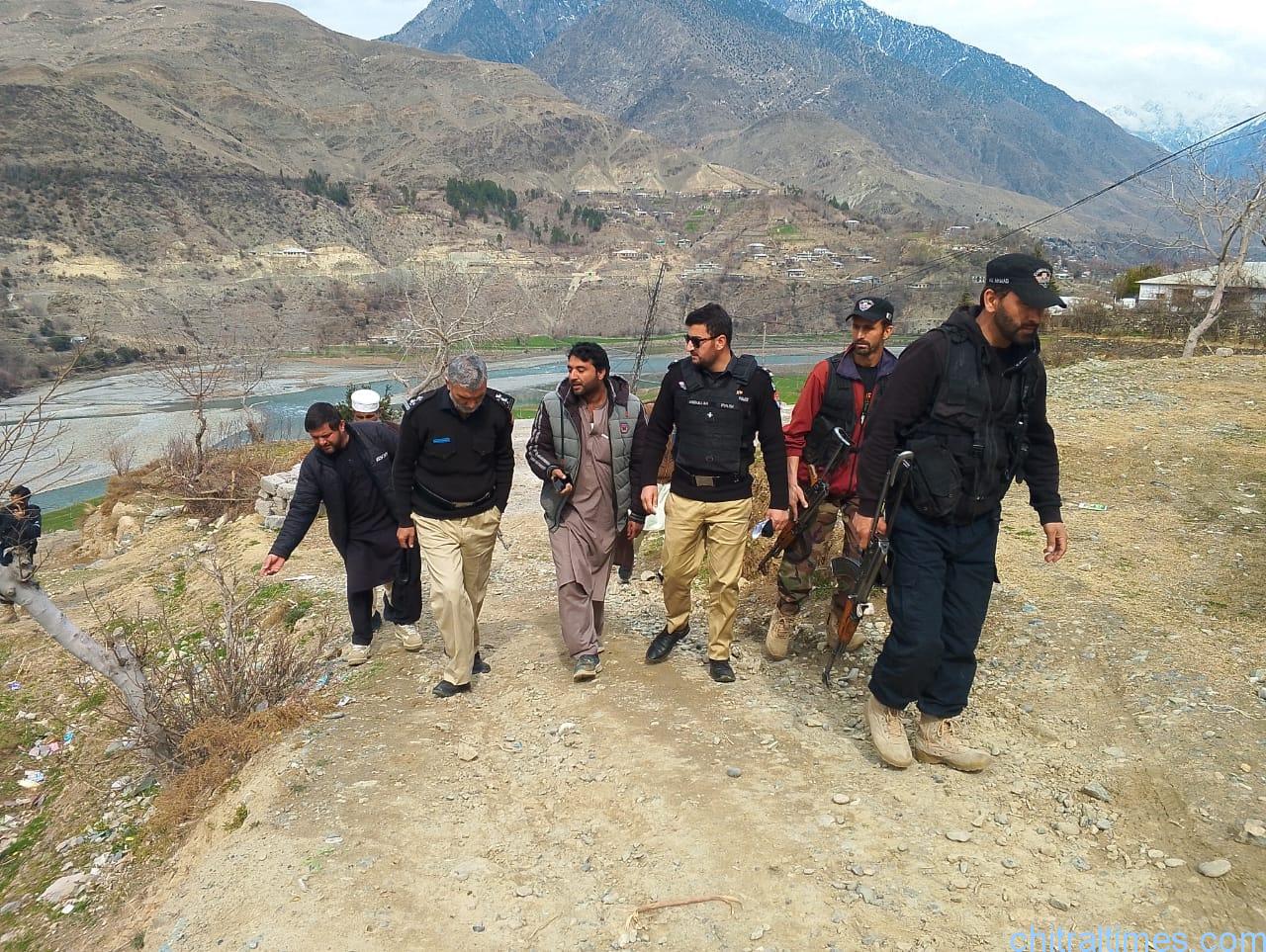 chitraltimes chitral lower police strike and search operatin