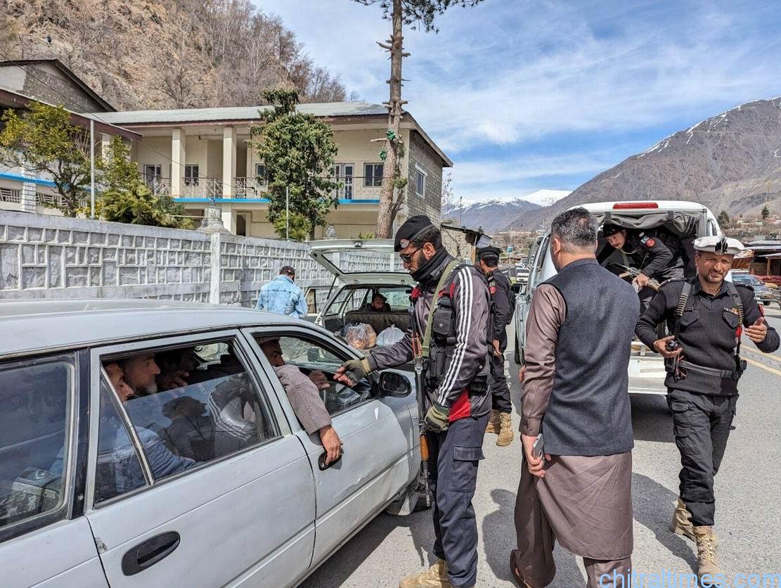 chitraltimes dc chitral lower imran khan visit chitral bazar removed encrochments 4