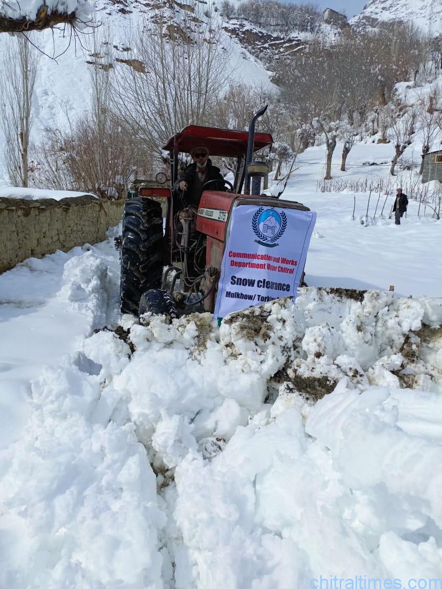 chitraltimes snow clearence torkhow mulkhow road upper chitral 19