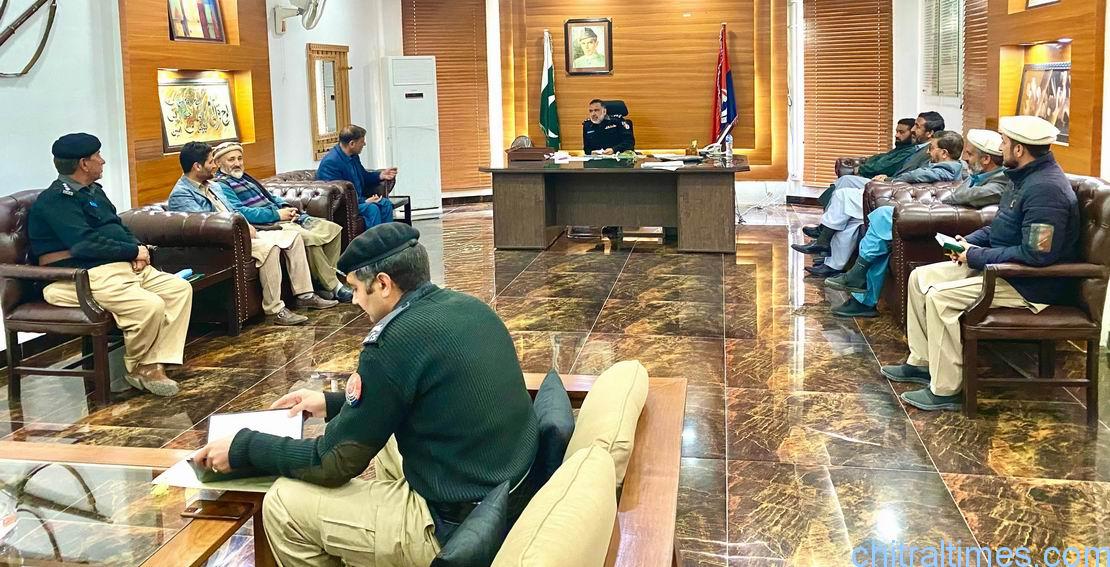 chitaltimes press club members meeting with dpo iftikhar shah lower chitral